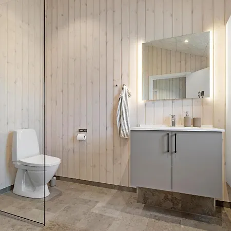 Gorgeous In هادرسليف